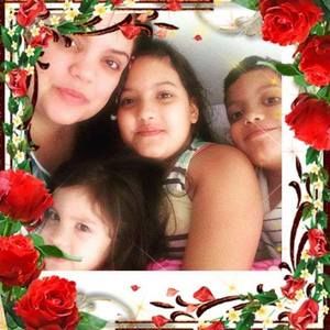 Meet your Posher, Leslie